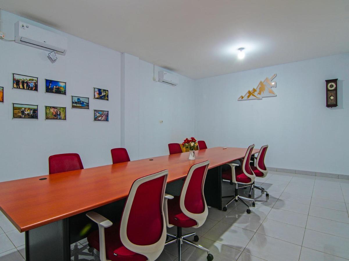 Hotel Oyo 92300 Koala House Pekanbaru Exterior foto